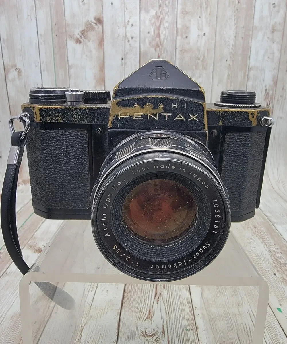 Asahi Pentax S1a Vintage Rare SLR Film Camera w/Super-Takumar 1:2 /55 Lens